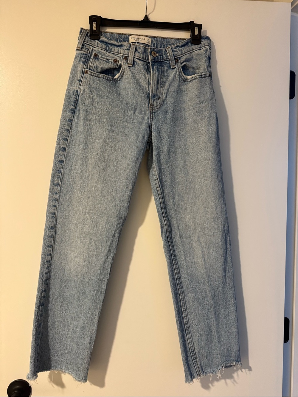 Abercrombie & 90s Straight Midrise
